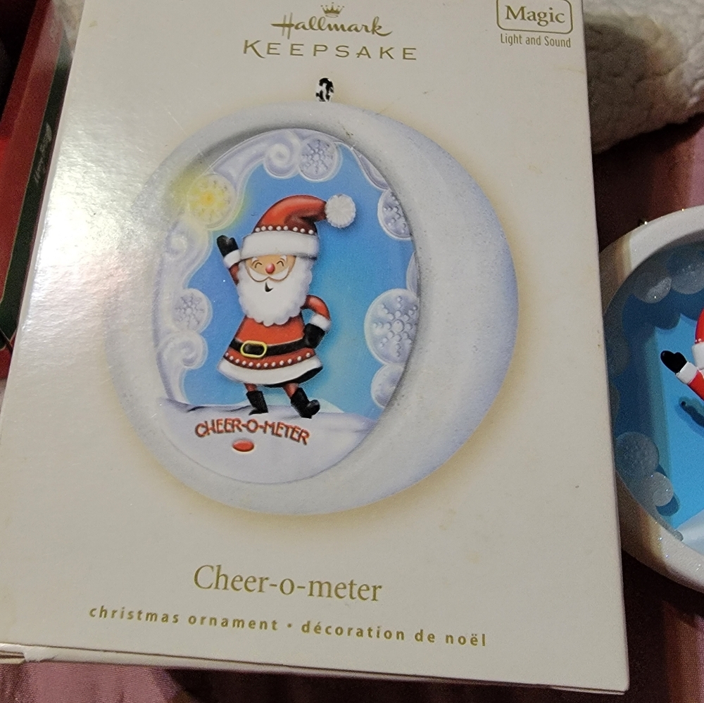Hallmark ornament cheer o meter